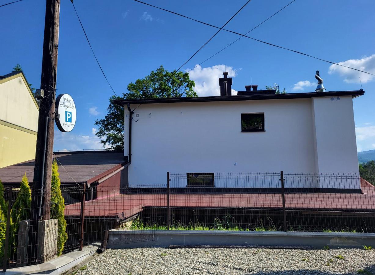 Pokoje Goscinne Angelika Wisła Esterno foto